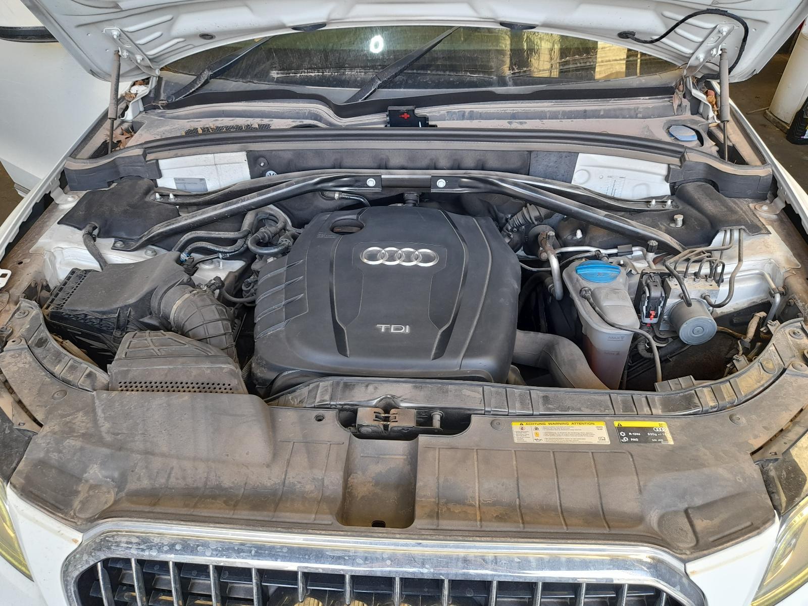 View Auto part Engine Audi Q5 2013