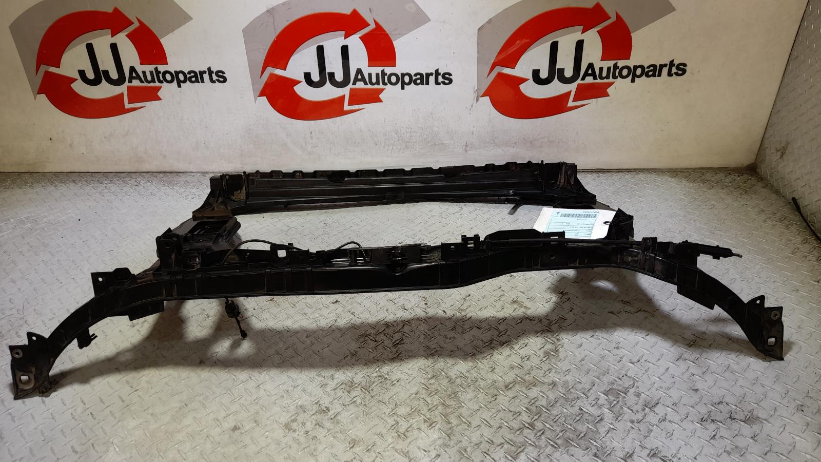 View Auto part Radiator Support Audi Q5 2013