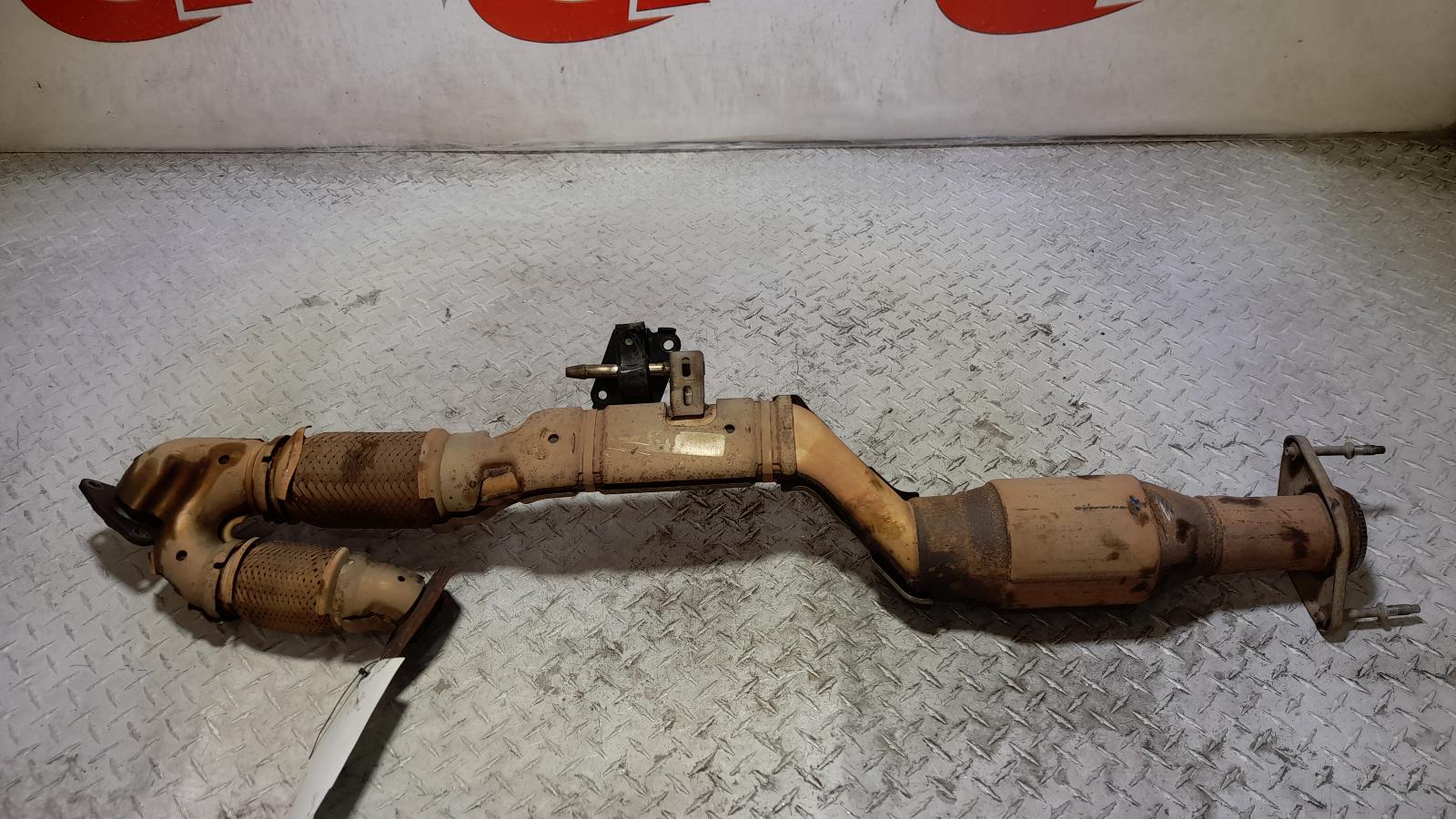 View Auto part Catalytic Converter Nissan Pathfinder 2013