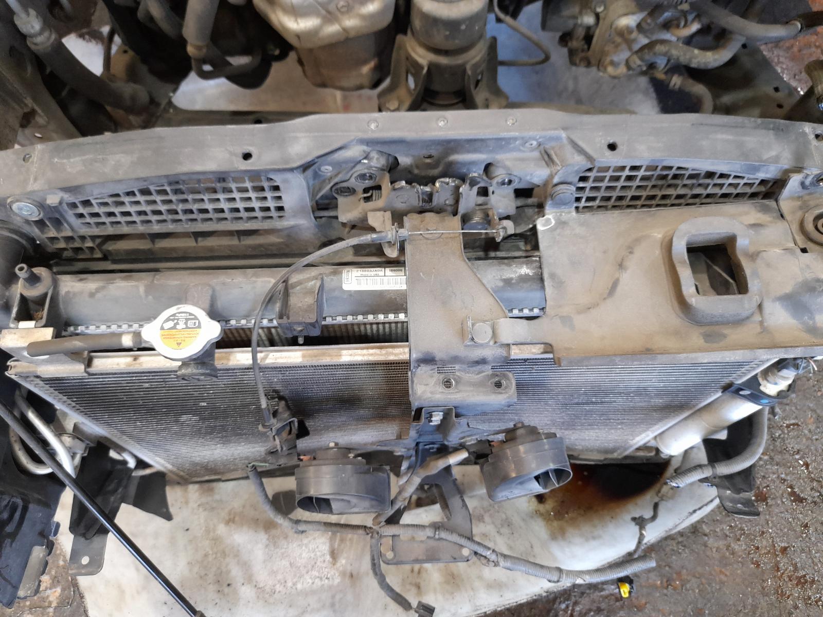 View Auto part Radiator Nissan Pathfinder 2013