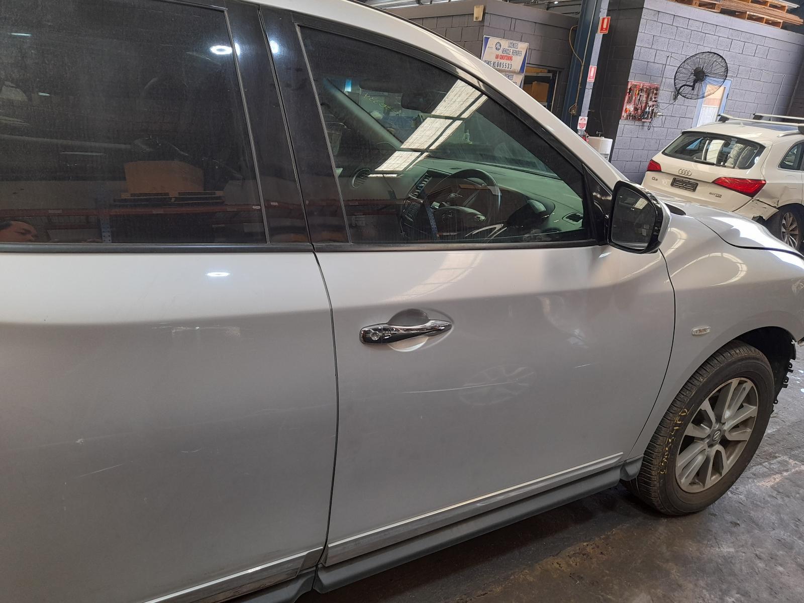 View Auto part Right Front Door Nissan Pathfinder 2013