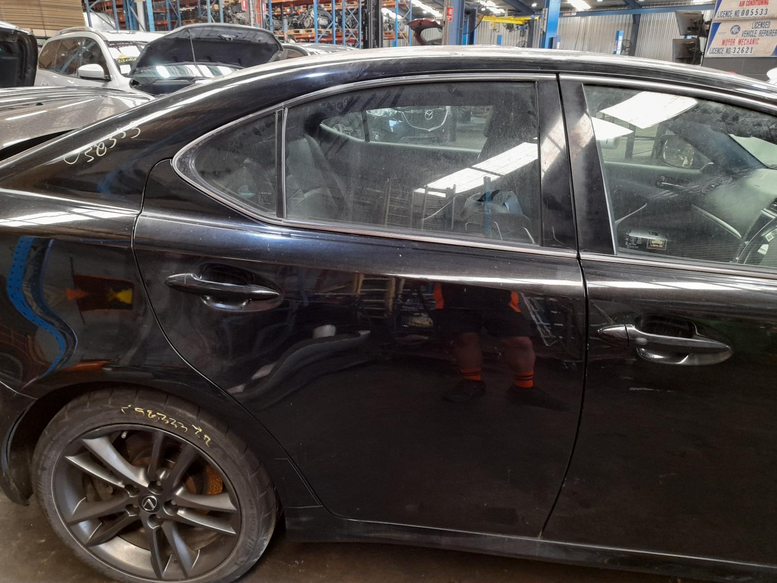 View Auto part Right Rear Door Sliding Lexus Is250/is250c 2011