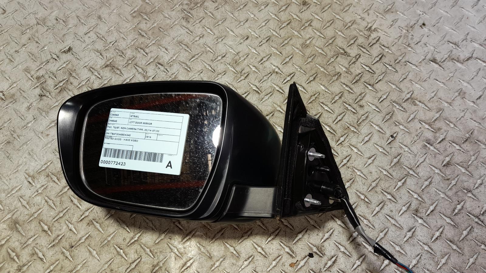 View Auto part Left Door Mirror Nissan Xtrail 2016