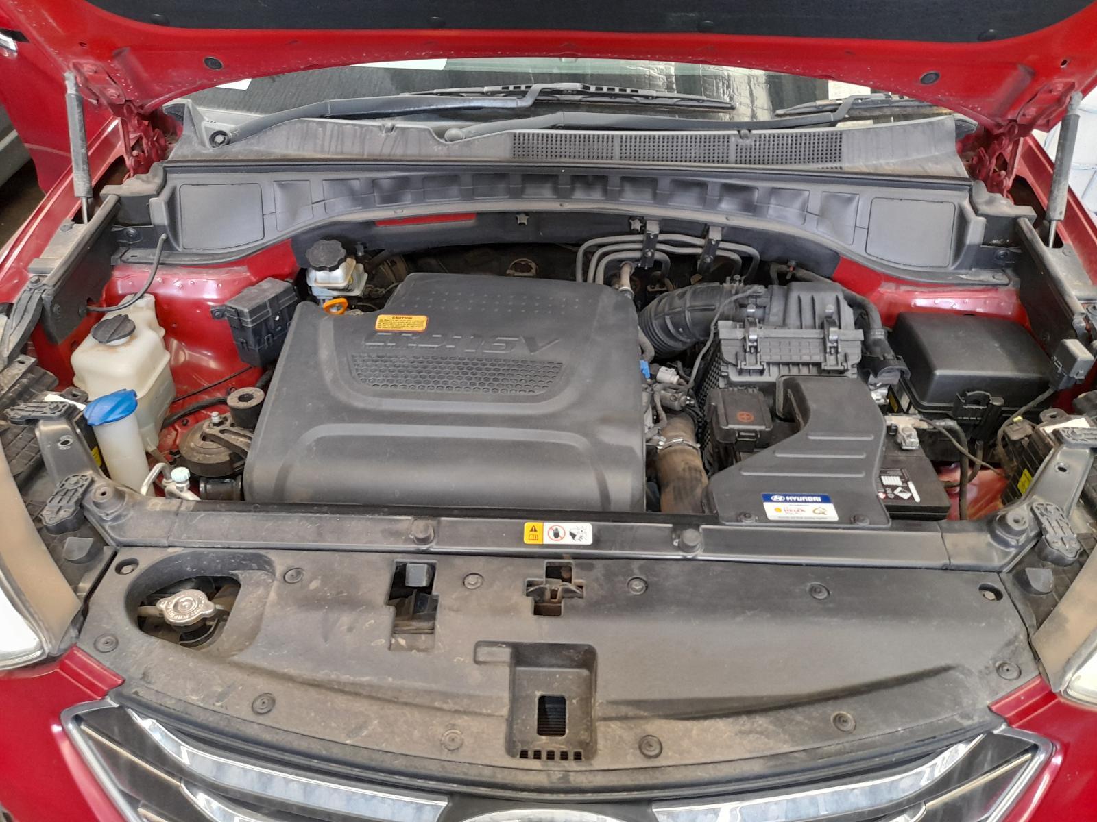 View Auto part Engine Hyundai Santa Fe 2012