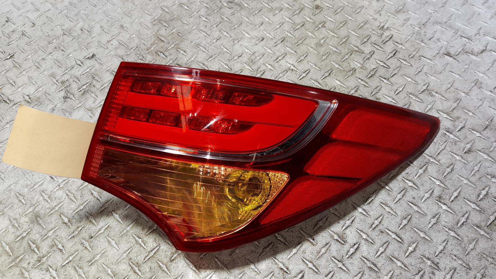 View Auto part Right Taillight Hyundai Santa Fe 2012