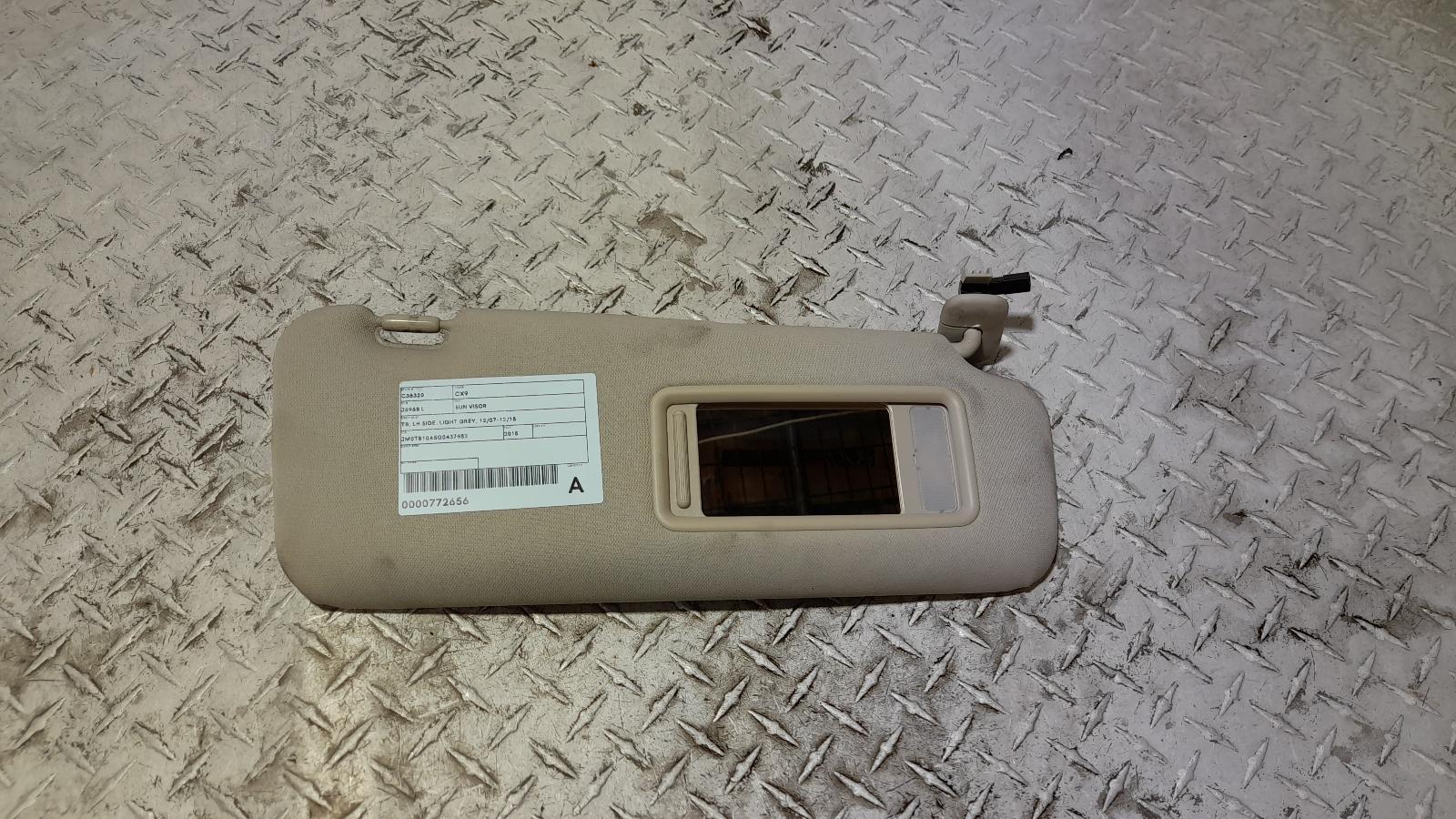View Auto part Sunvisor Mazda Cx9 2015