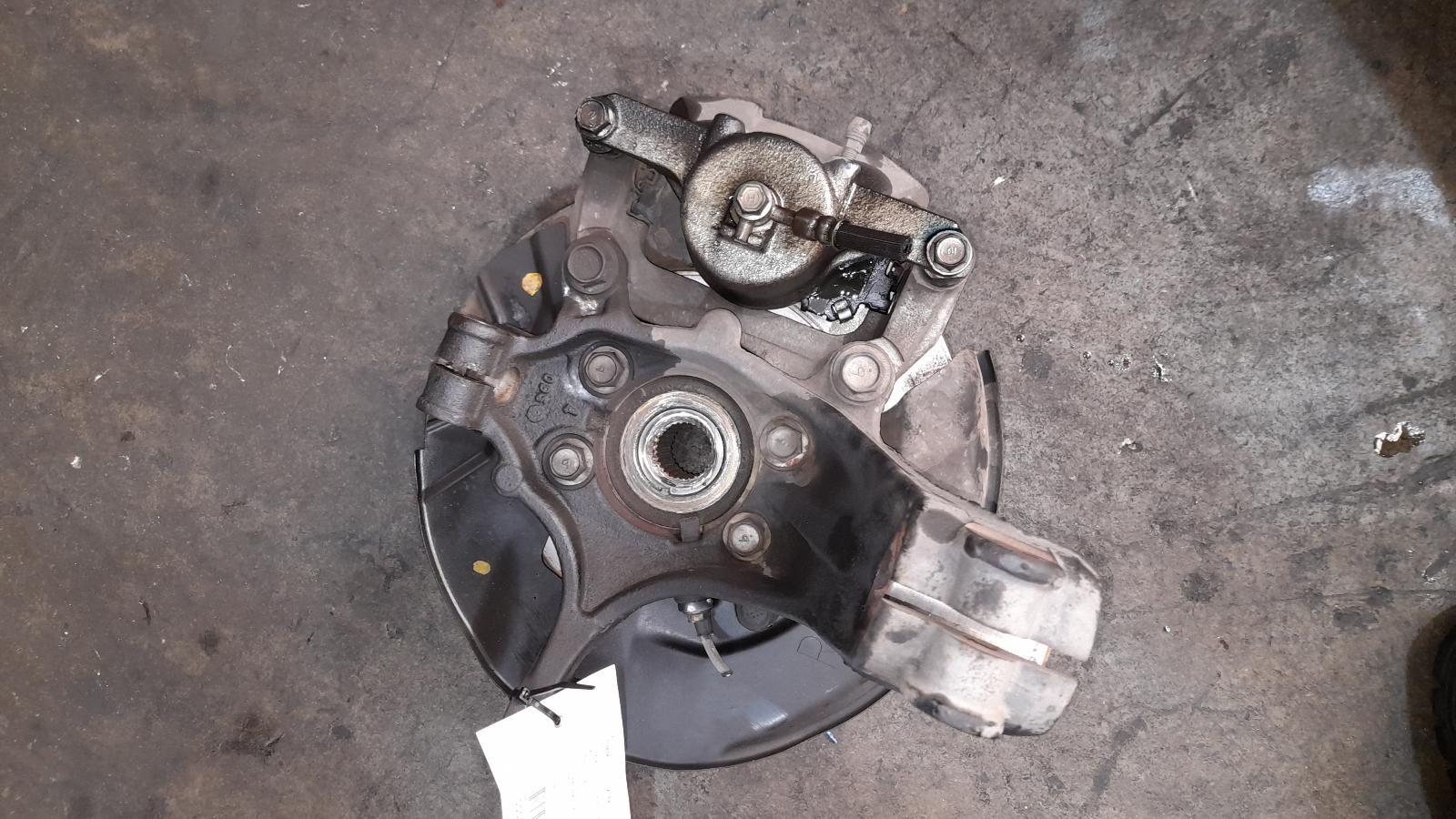 View Auto part Right Front Hub Assembly Nissan Xtrail 2015