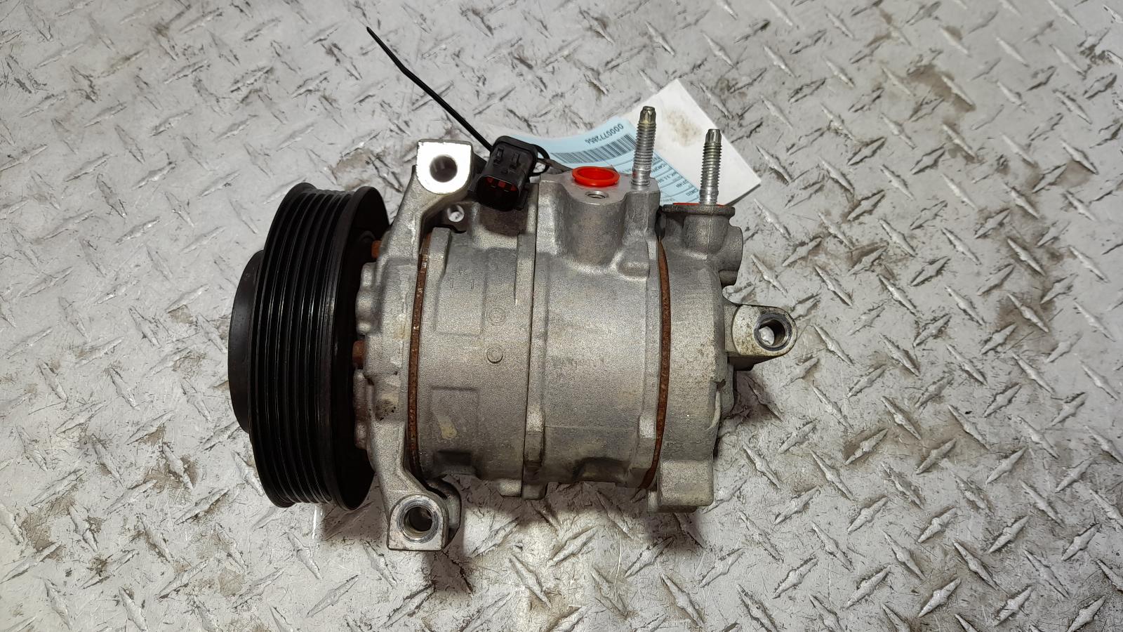 View Auto part A/C Compressor Jeep Grandcherokee 2016