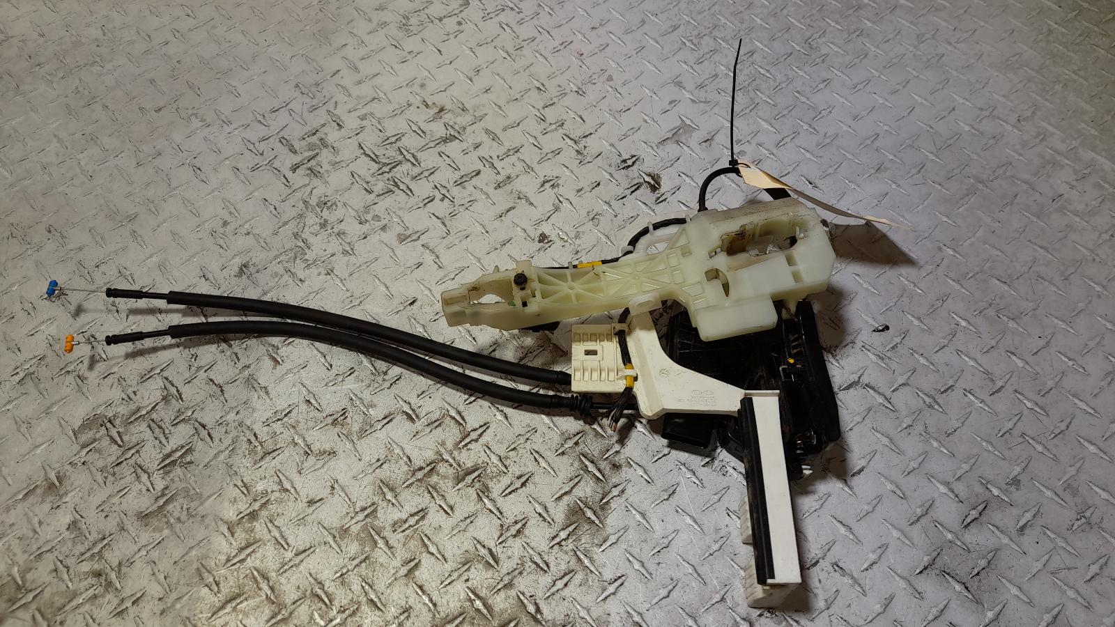View Auto part Door/Boot/Gate Lock Hyundai Tucson 2015