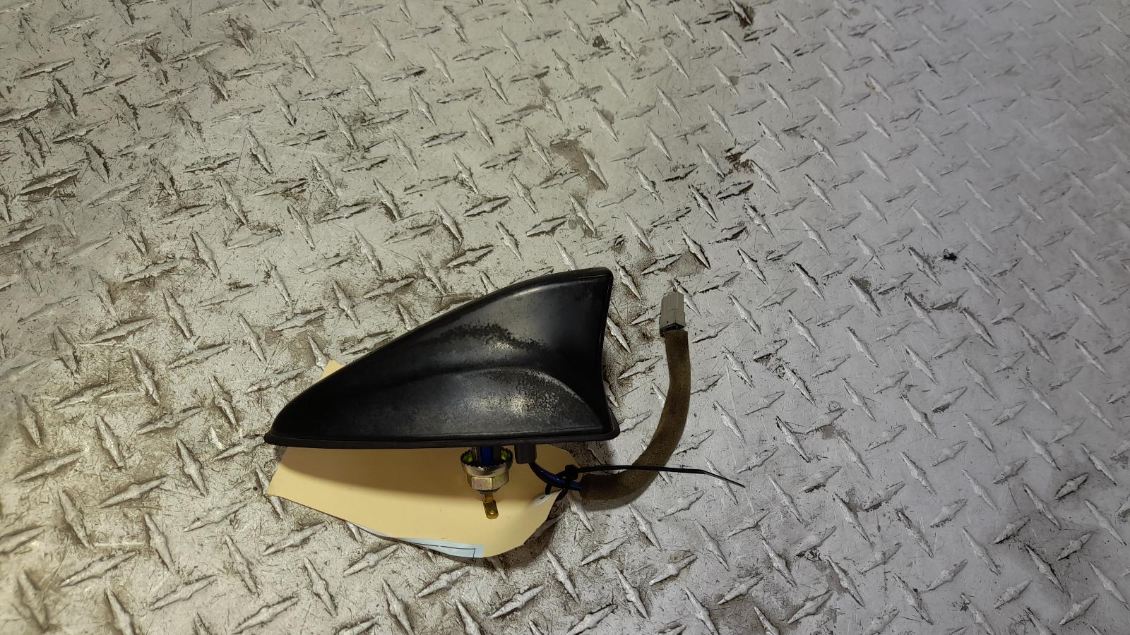 View Auto part Antenna Hyundai Tucson 2015