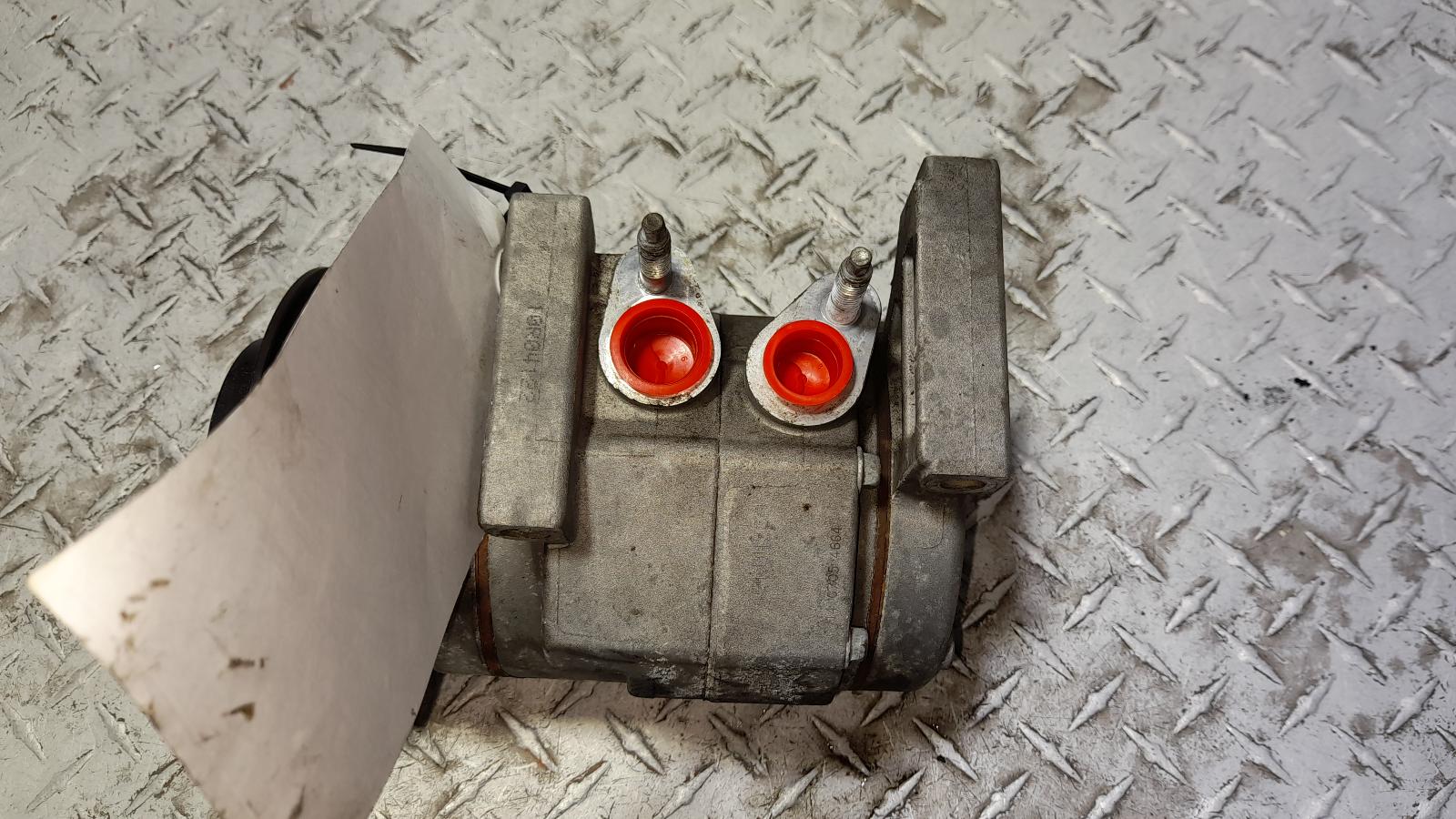 View Auto part A/C Compressor Jeep Grandcherokee 2014