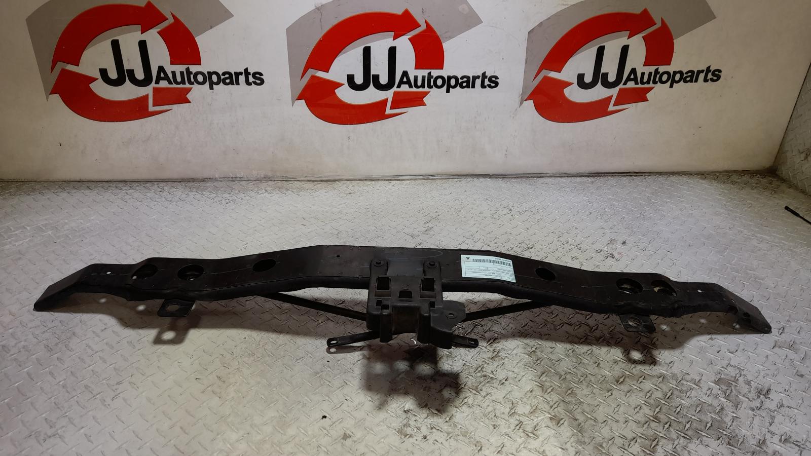 View Auto part F/Bar Reinforc/Brack Jeep Grandcherokee 2014