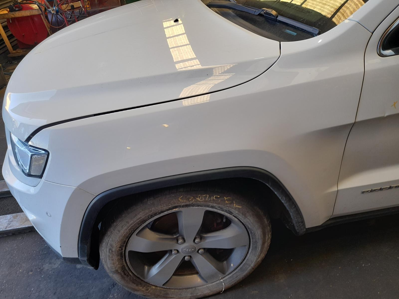 View Auto part Left Guard Jeep Grandcherokee 2014