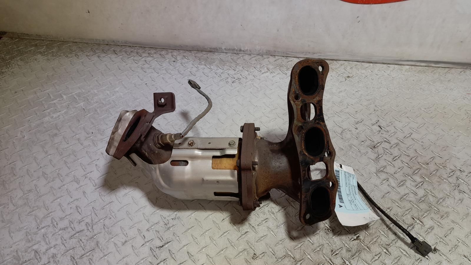 View Auto part Catalytic Converter Nissan Pathfinder 2019