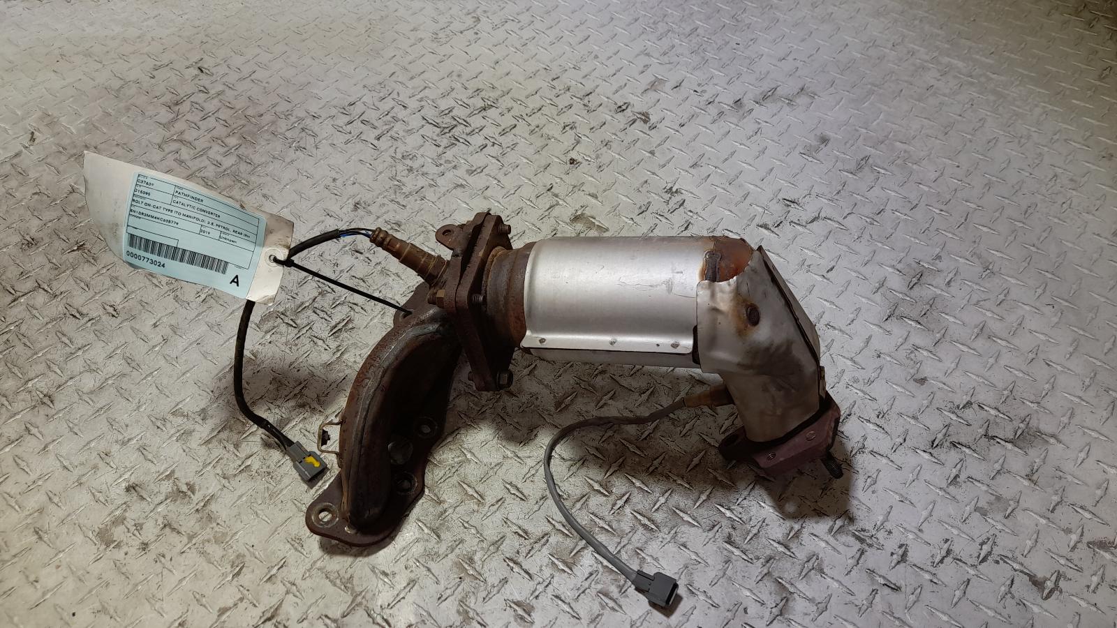 View Auto part Catalytic Converter Nissan Pathfinder 2019