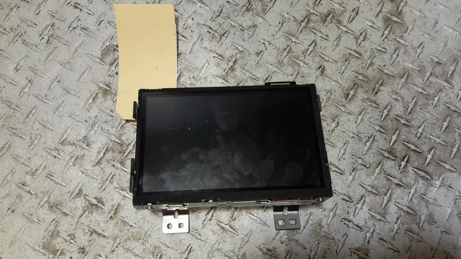 View Auto part Radio/Cd/Dvd/Sat/Tv Nissan Pathfinder 2019