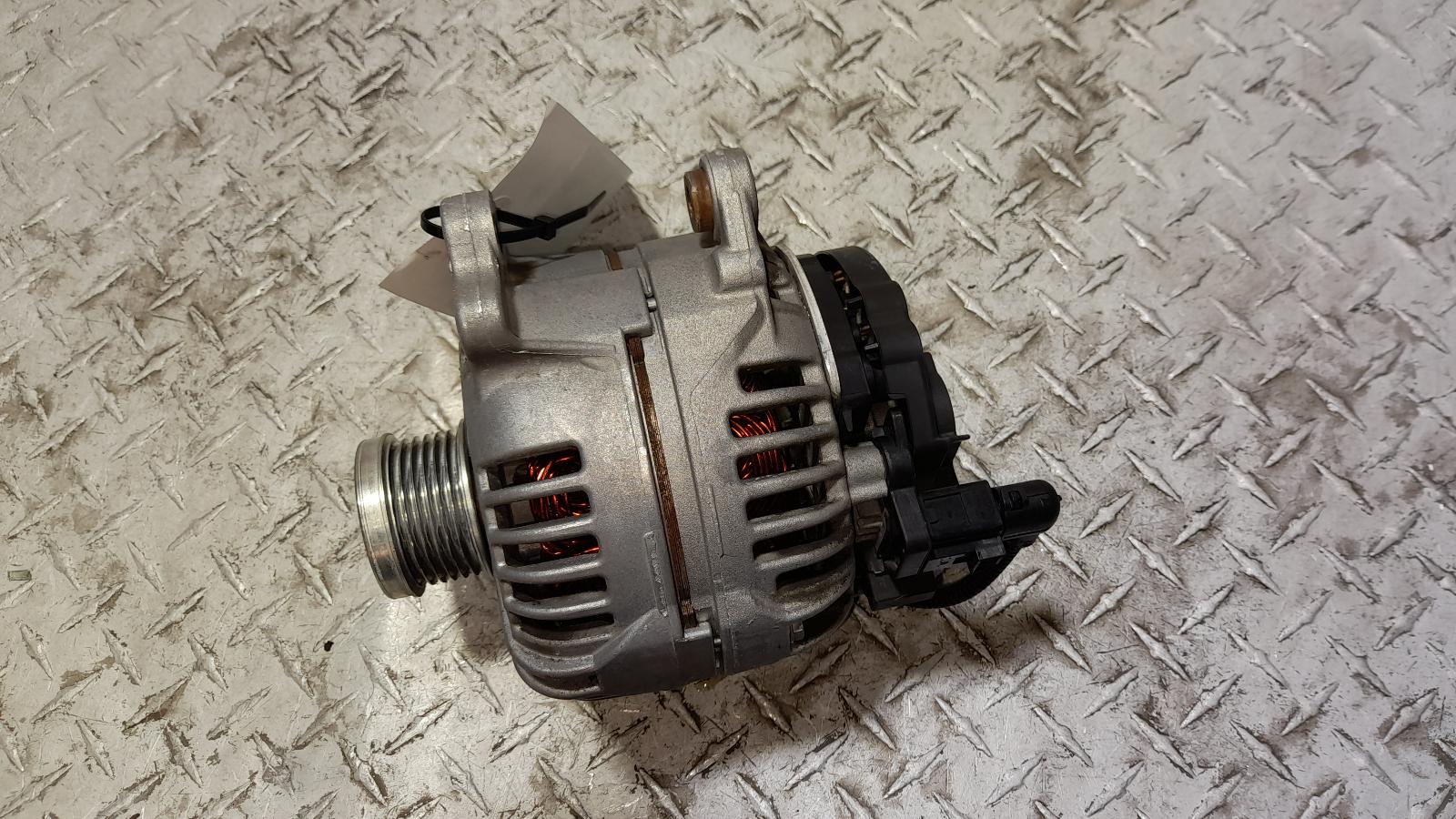View Auto part Alternator Volkswagen Polo 2013