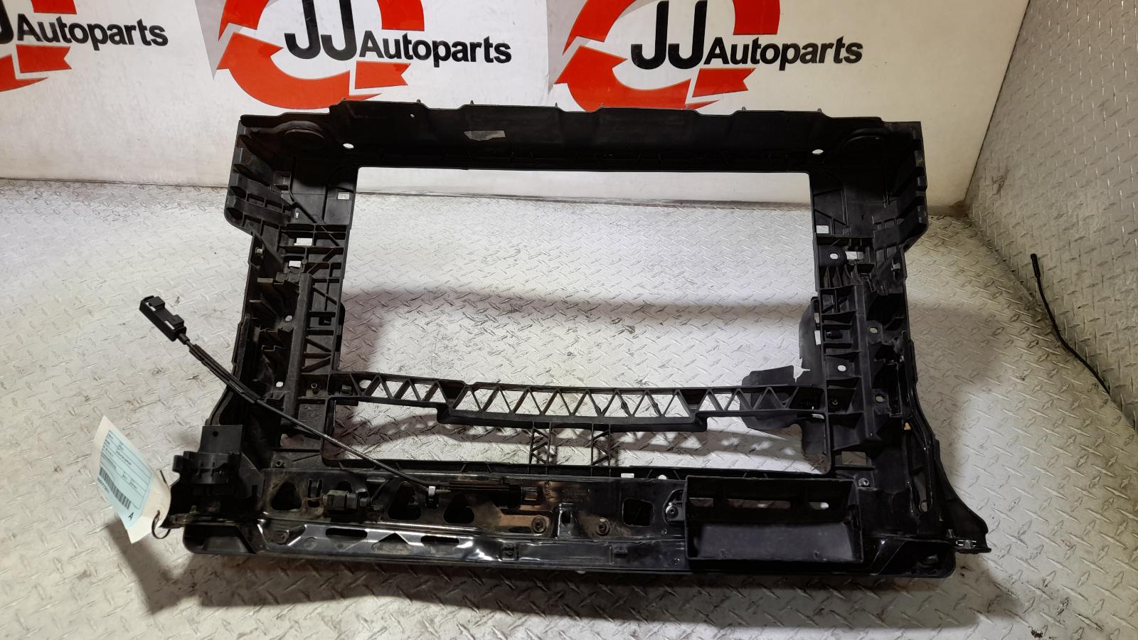 View Auto part Radiator Support Volkswagen Polo 2013