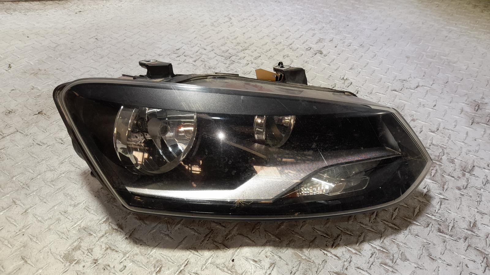 View Auto part Right Headlamp Volkswagen Polo 2013