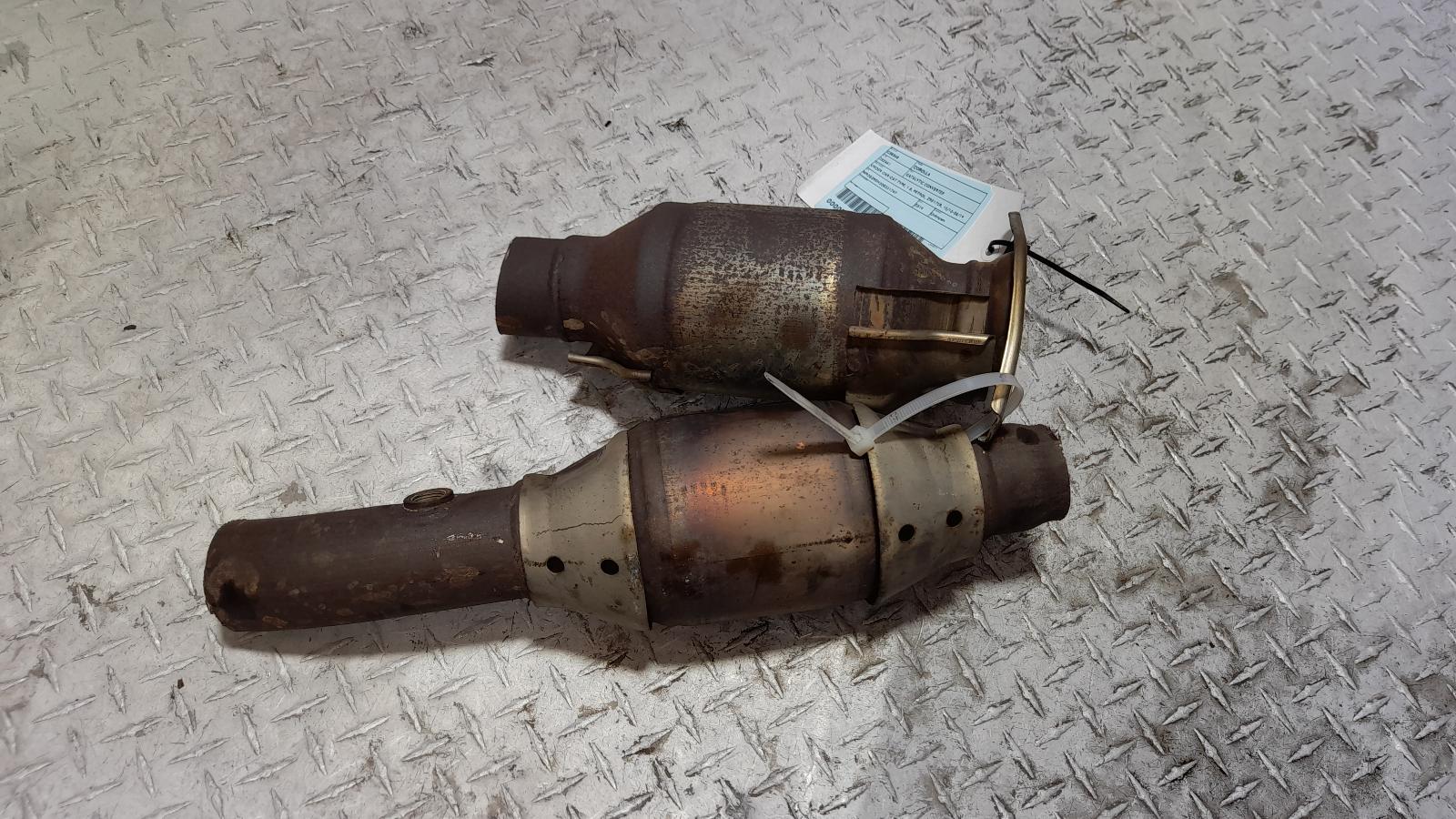 View Auto part Catalytic Converter Toyota Corolla 2019