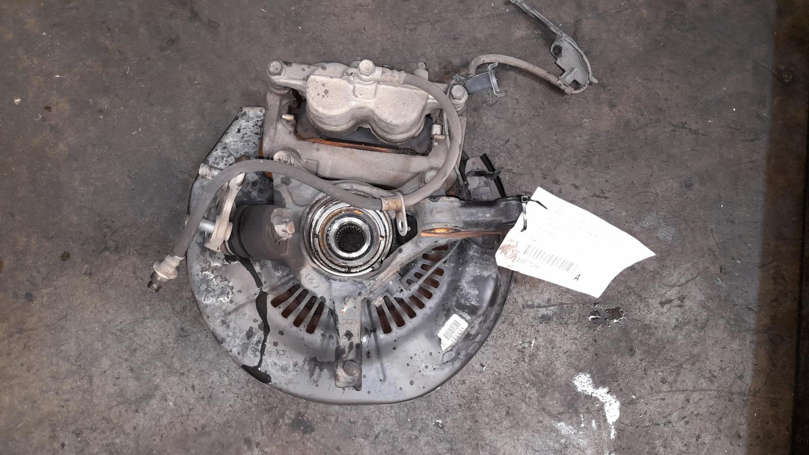 View Auto part Right Front Hub Assembly Toyota Kluger 2017