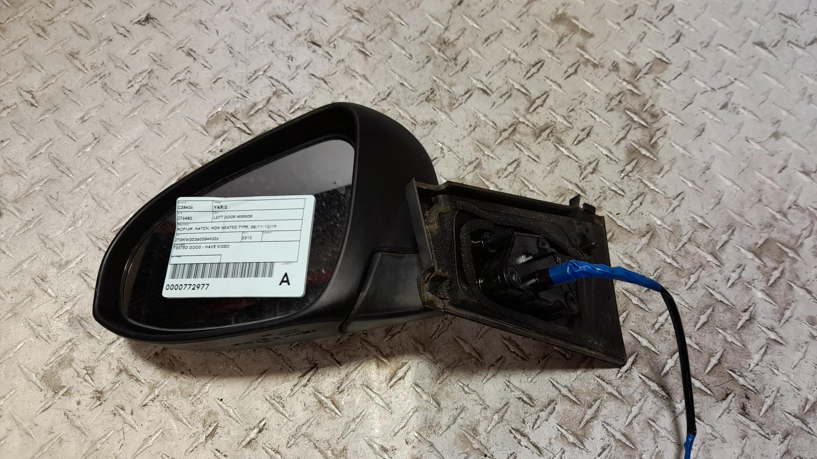 View Auto part Left Door Mirror Toyota Yaris 2013