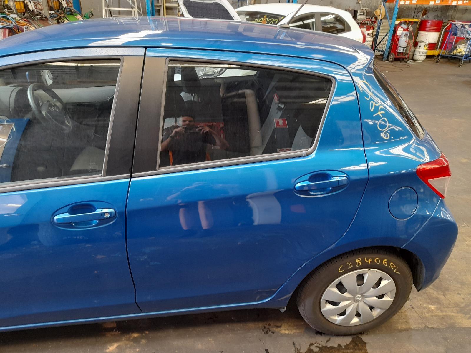 View Auto part Left Rear Door/Sliding Toyota Yaris 2013