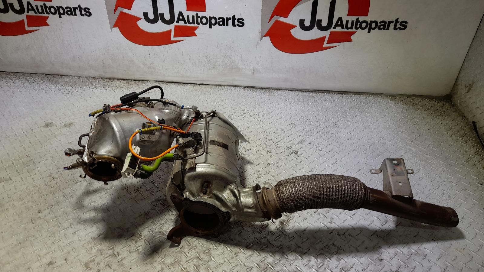 View Auto part Particulate Filter/Dpf Mitsubishi Express 2020