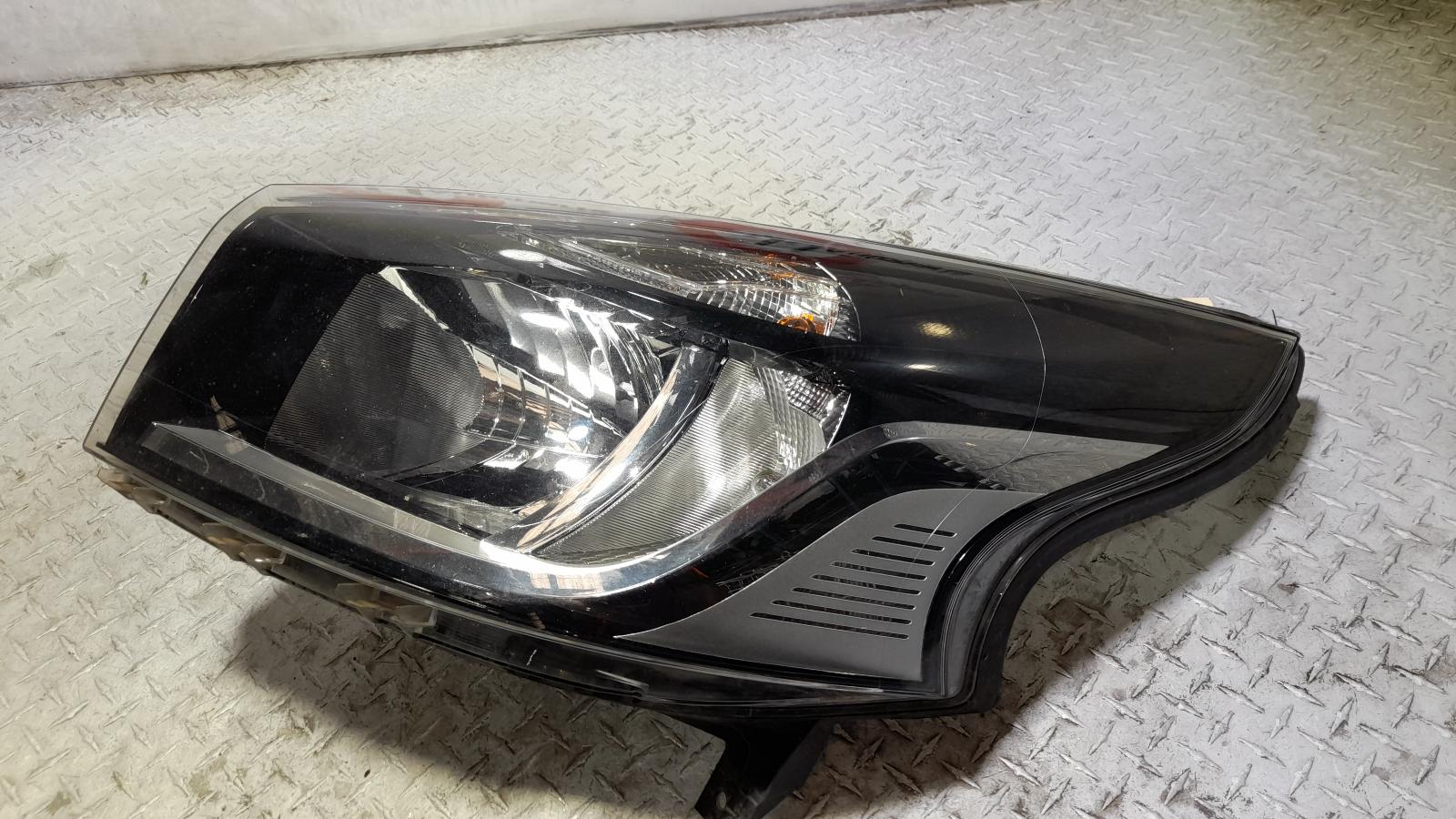 View Auto part Left Headlamp Mitsubishi Express 2020