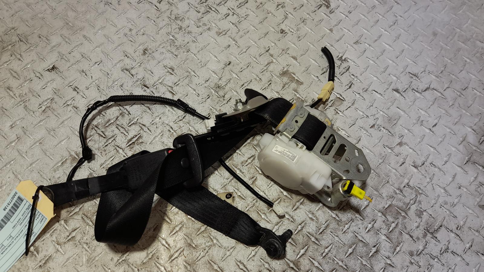 View Auto part Seatbelt/Stalk Toyota Rav4 2012