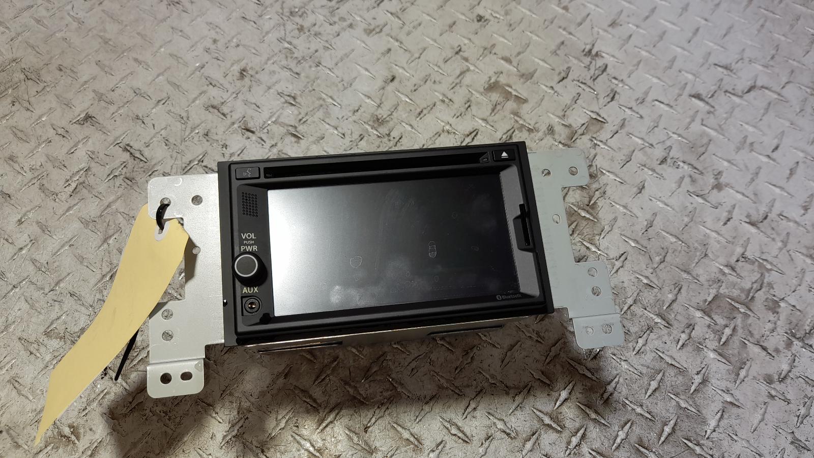 View Auto part Radio/Cd/Dvd/Sat/Tv Suzuki Vitara 2015
