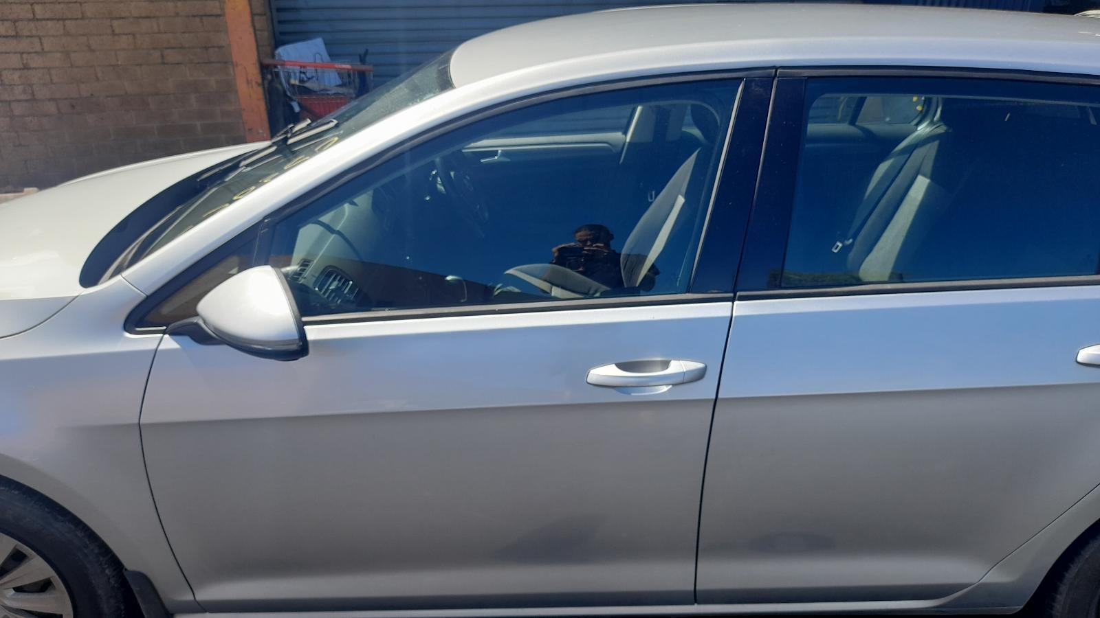 View Auto part Left Front Door Volkswagen Golf 2014