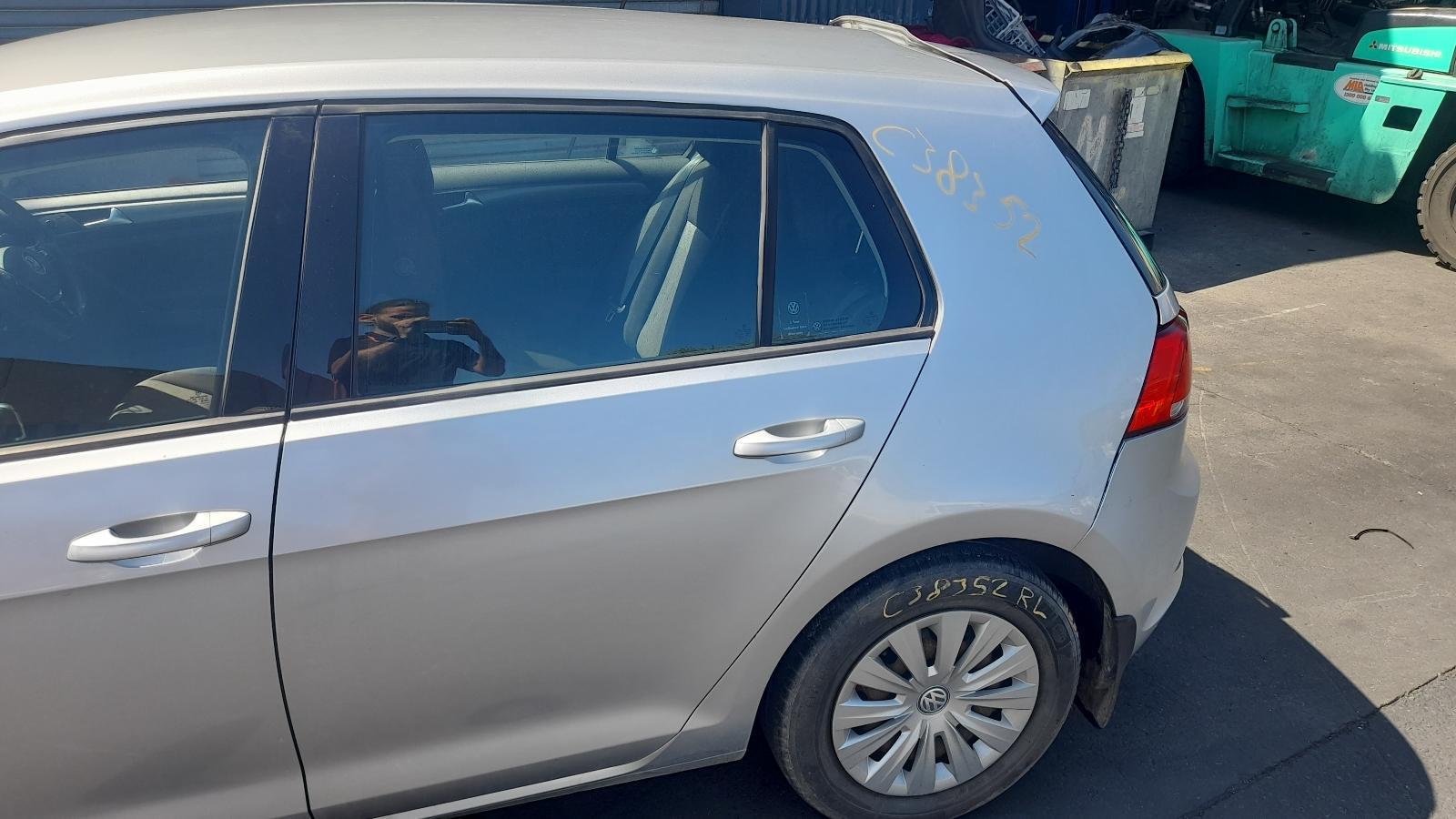 View Auto part Left Rear Door/Sliding Volkswagen Golf 2014