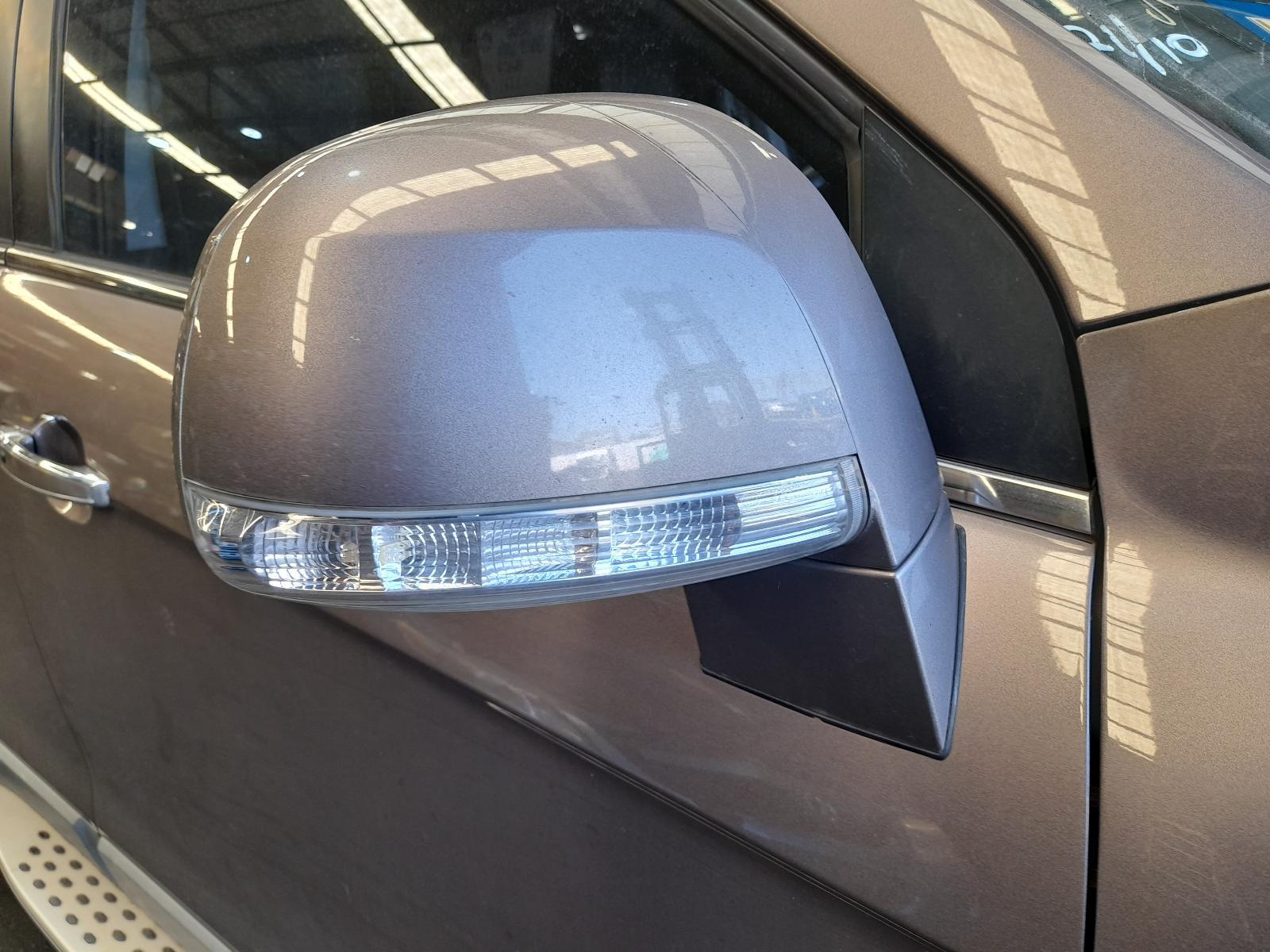 View Auto part Right Door Mirror Holden Captiva 2015