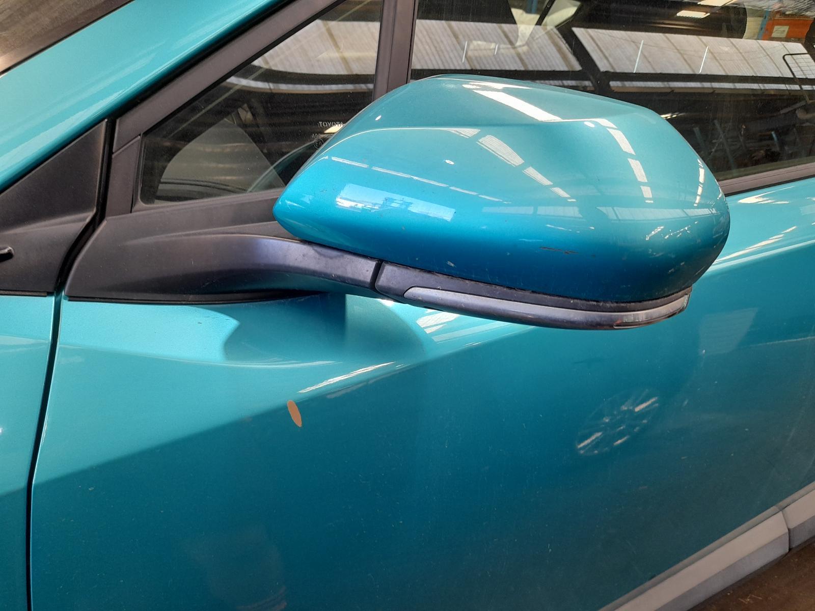 View Auto part Left Door Mirror Toyota C-hr 2017