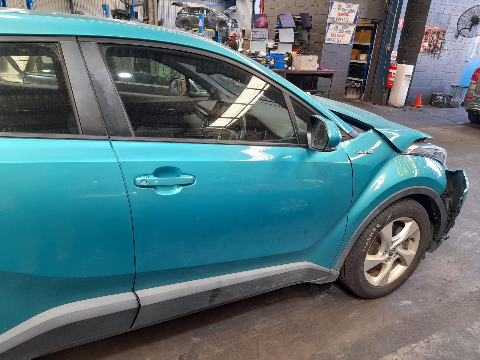 View Auto part Right Front Door Toyota C-hr 2017