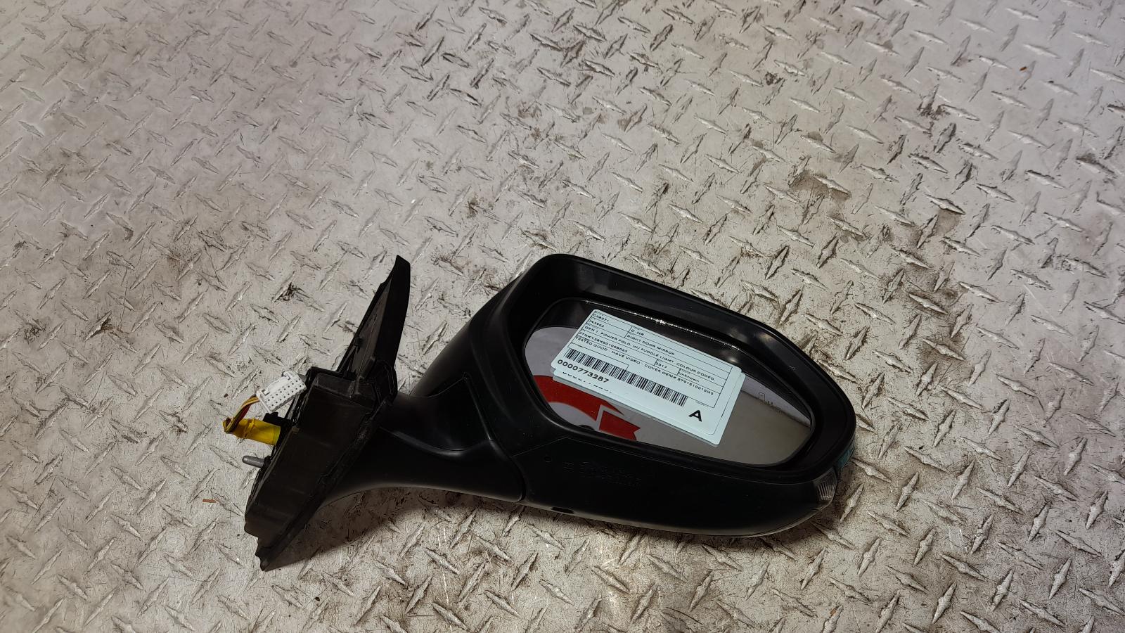 View Auto part Right Door Mirror Toyota C-hr 2017