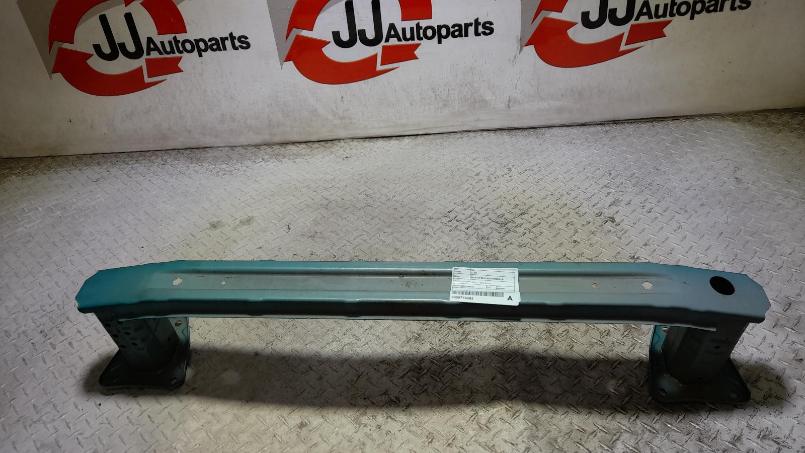 View Auto part R/Bar Bracket/Reinfo Toyota C-hr 2017