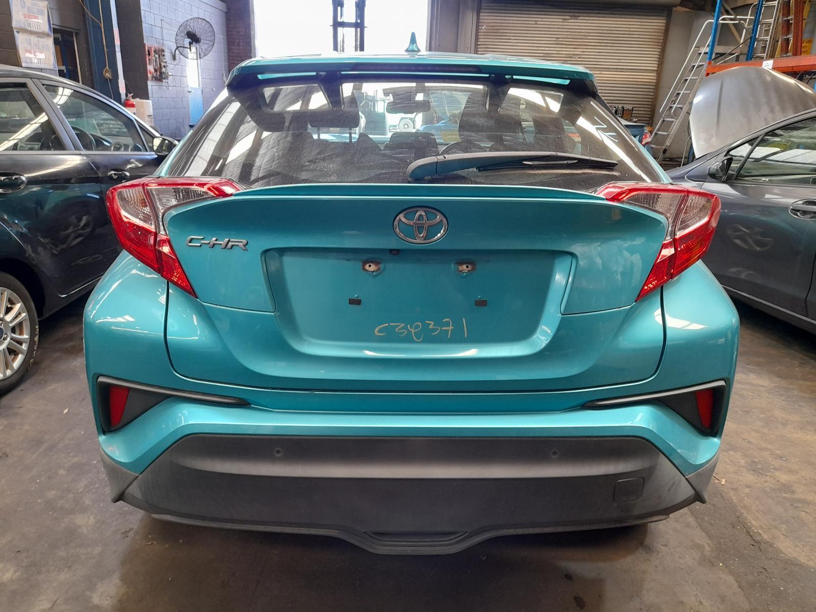 View Auto part Bootlid/Tailgate Toyota C-hr 2017