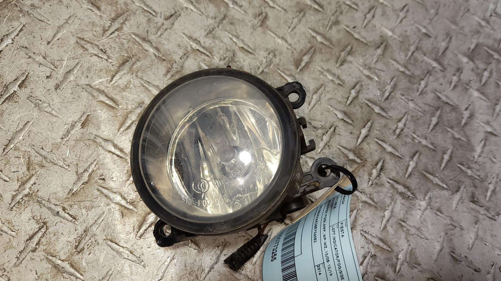 View Auto part Left Indicator/Fog/Side Ford Fiesta 2014