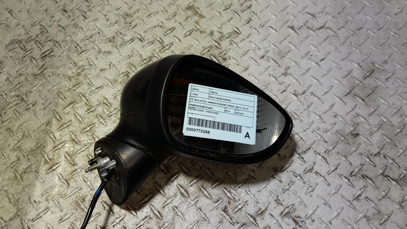 View Auto part Right Door Mirror Ford Fiesta 2014