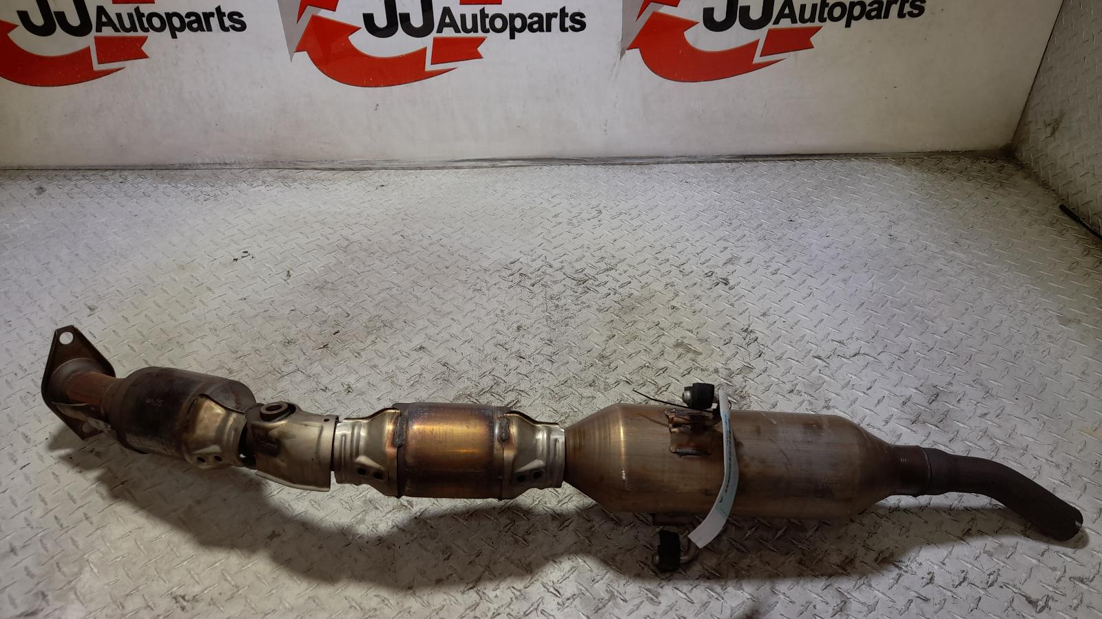 View Auto part Catalytic Converter Toyota Yaris 2014