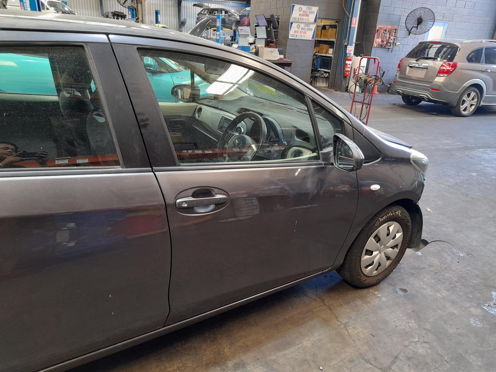 View Auto part Right Front Door Toyota Yaris 2014