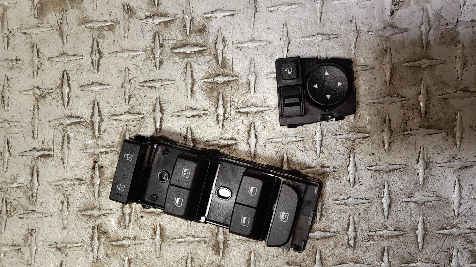 View Auto part Pwr Dr Wind Switch Kia Sportage 2024