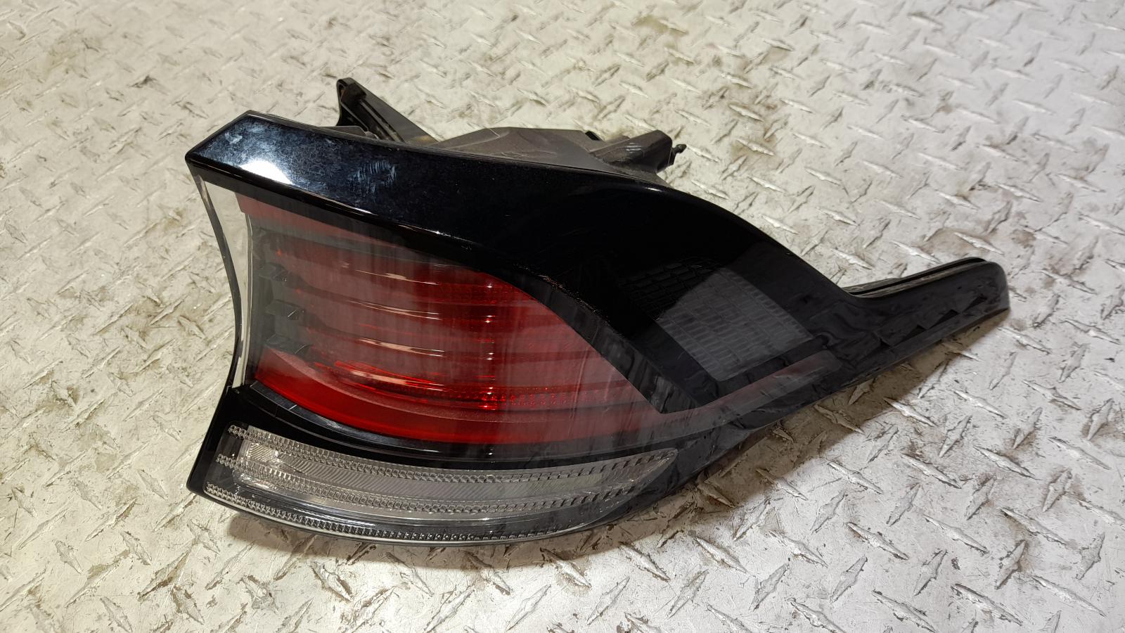 View Auto part Right Taillight Kia Sportage 2024