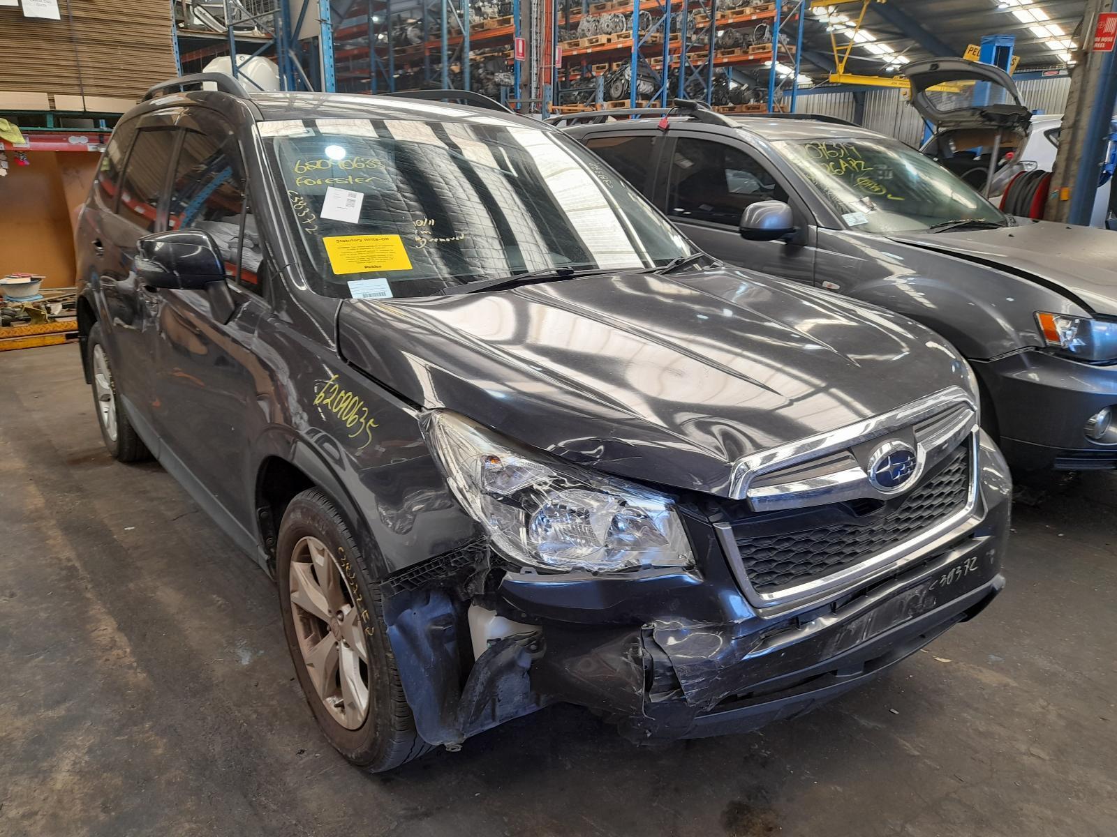 View Auto part Trans/Gearbox Subaru Forester 2015