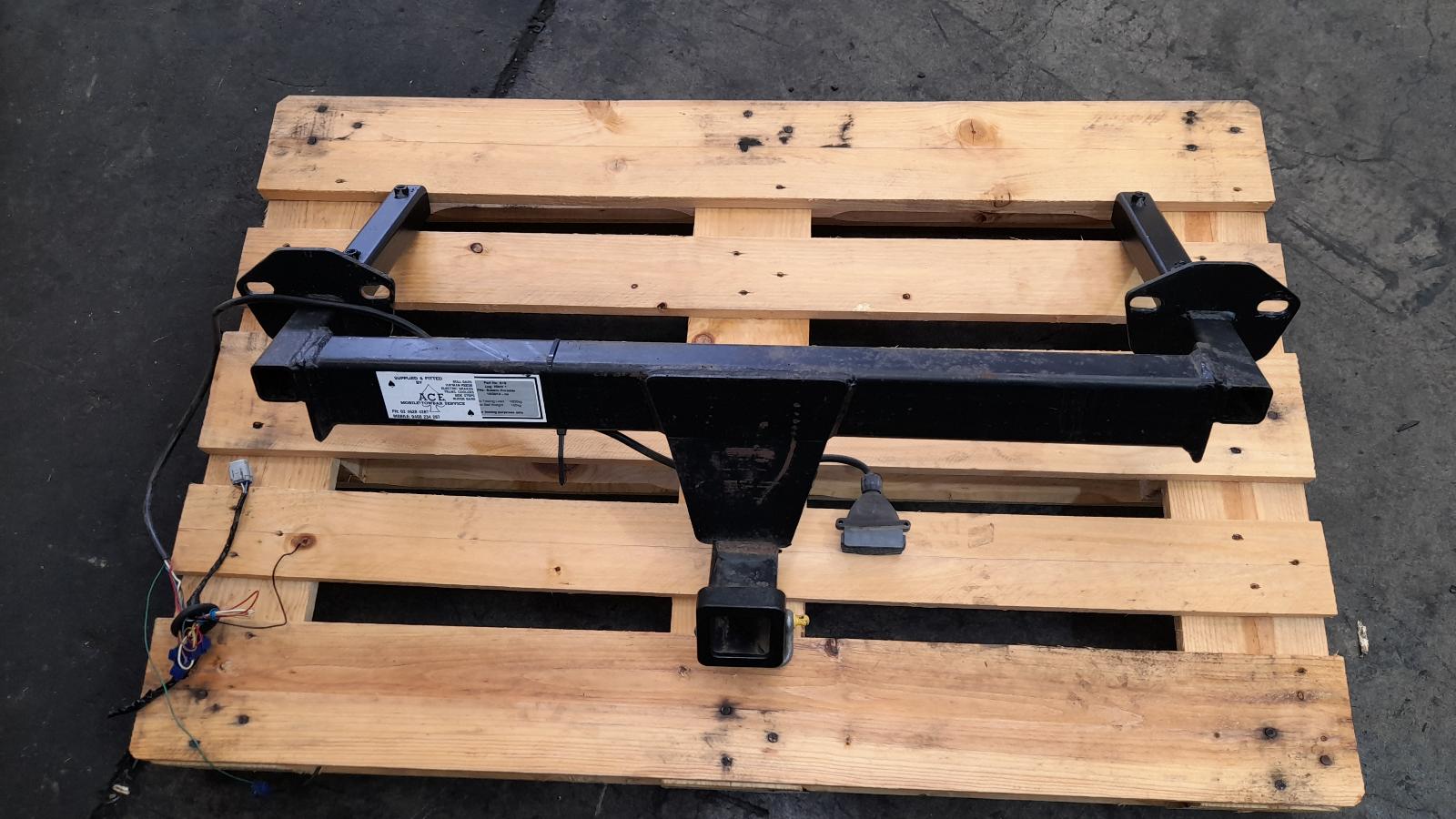 View Auto part Towbar Subaru Forester 2015