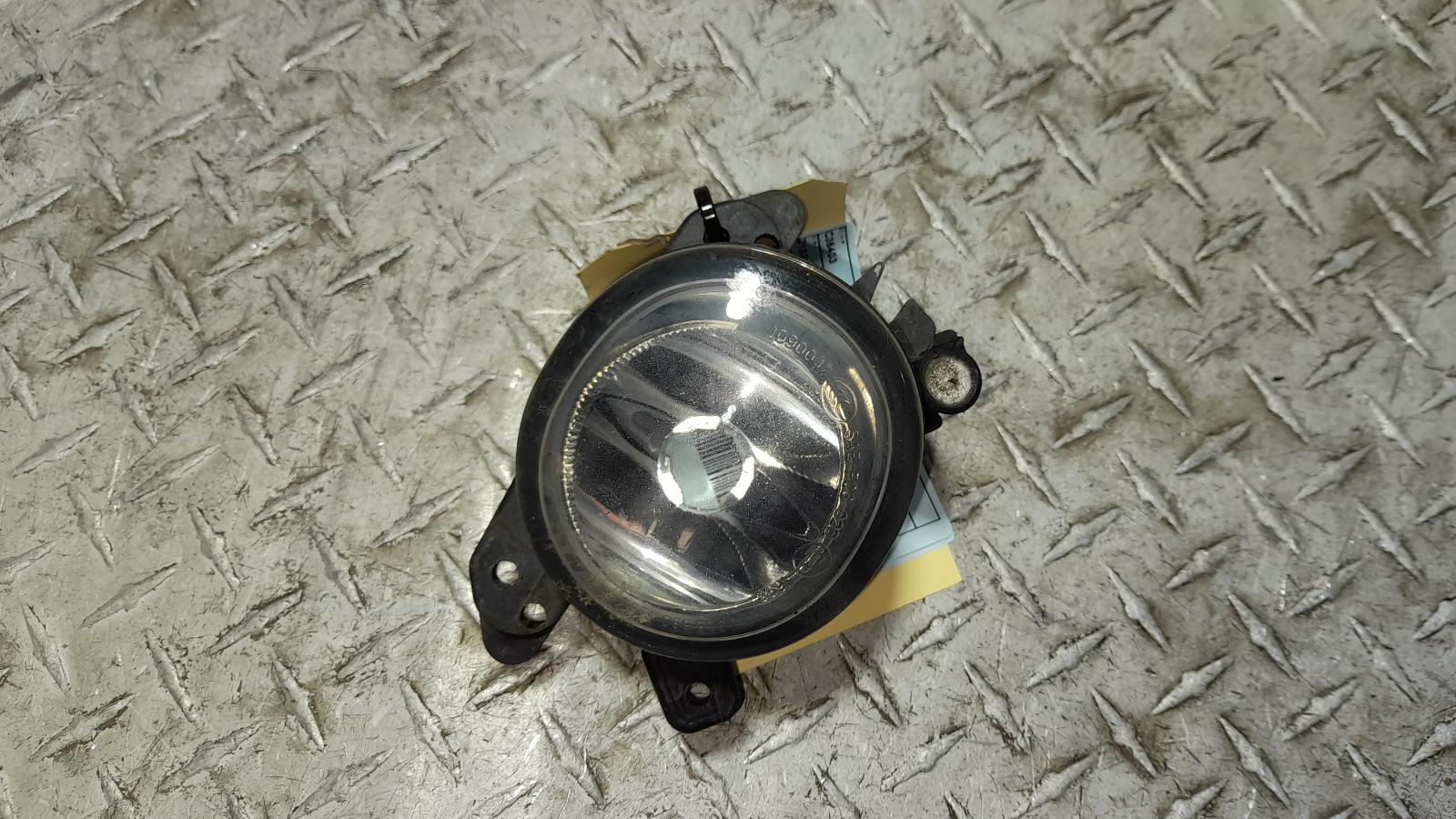 View Auto part Left Indicator/Fog/Side Mercedes B Class 2010