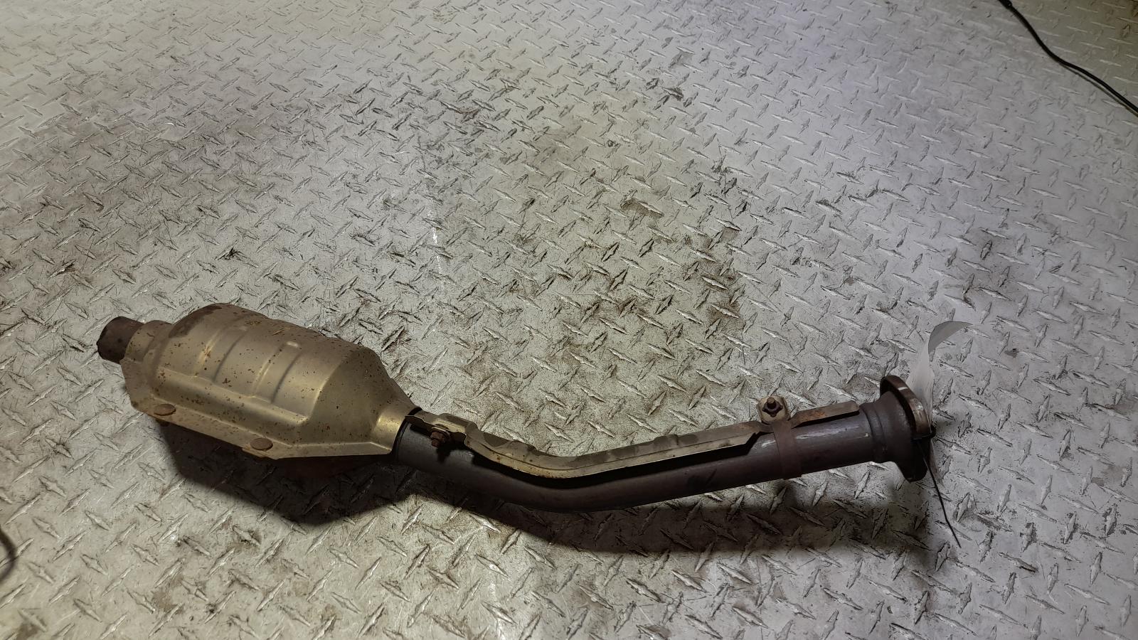 View Auto part Catalytic Converter Mitsubishi Mirage 2019