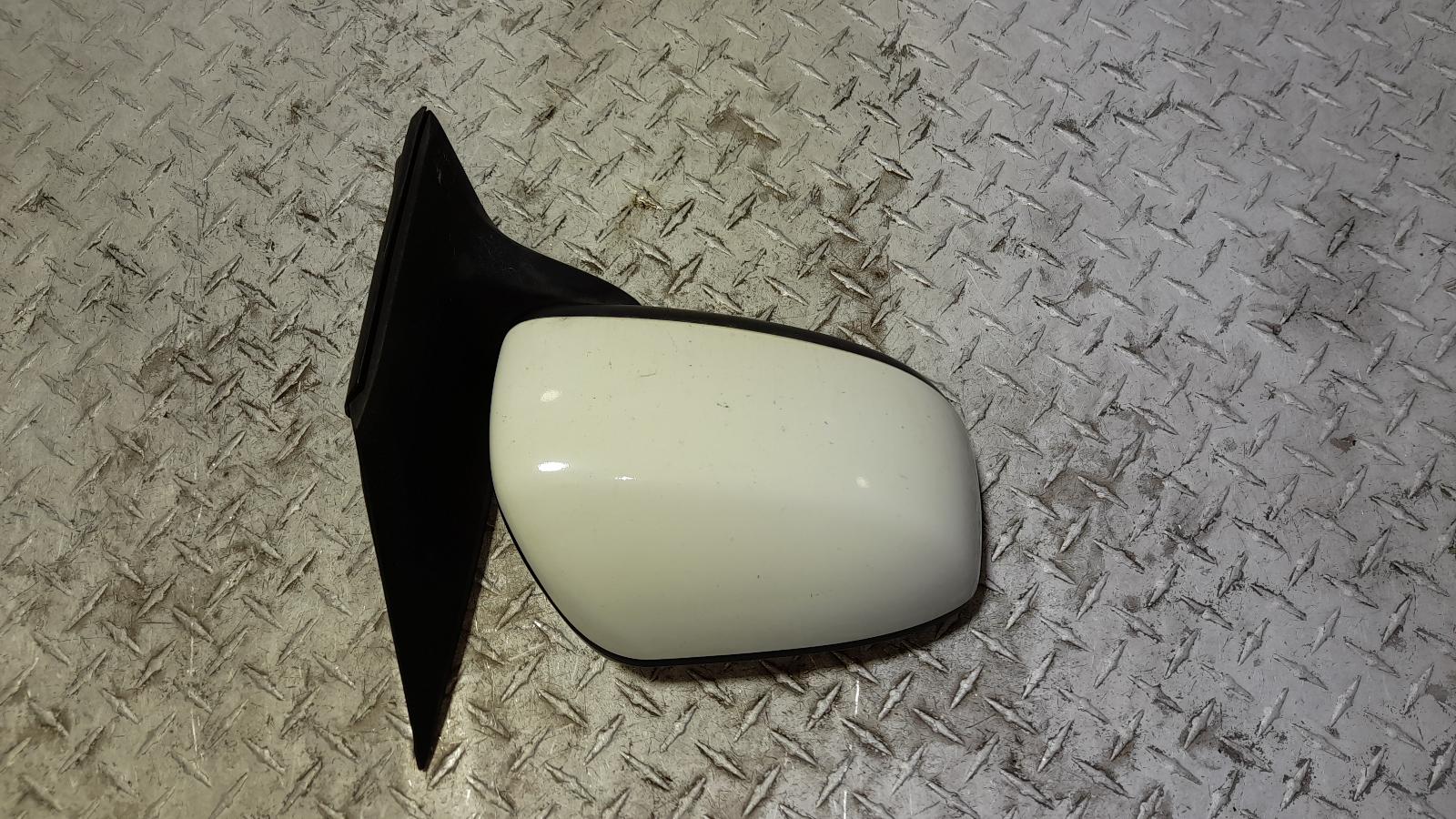 View Auto part Right Door Mirror Mitsubishi Mirage 2019
